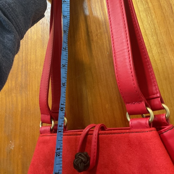Burberrys Vintage Suede Red Shoulder Bucket Bag - Picture 11 of 16